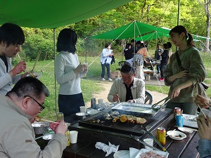 恒例のＢＢＱ　焼きおにぎりおいしい！！